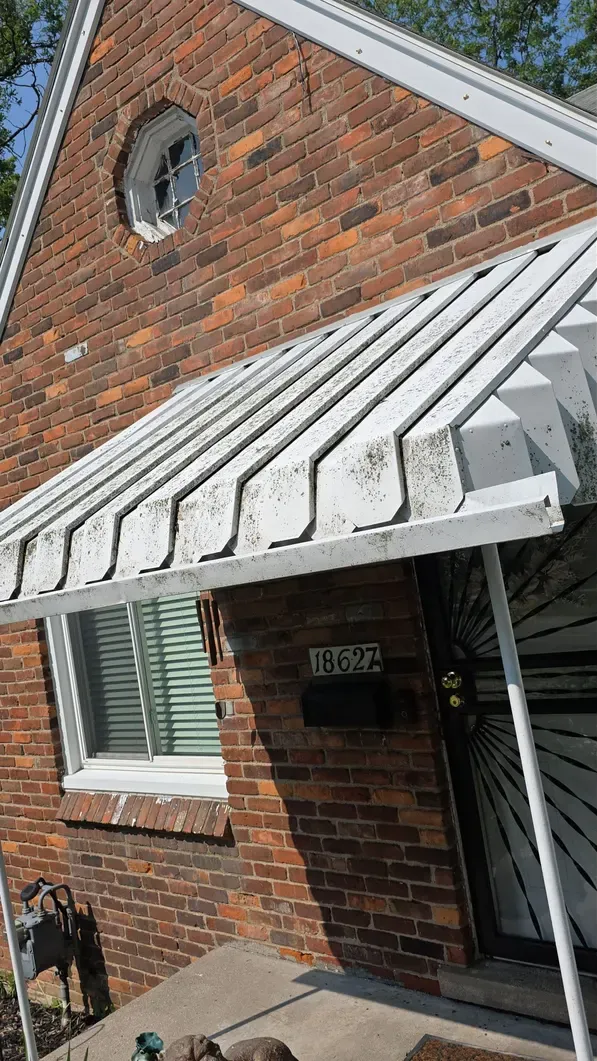 Brick & awning wash: before cleaning