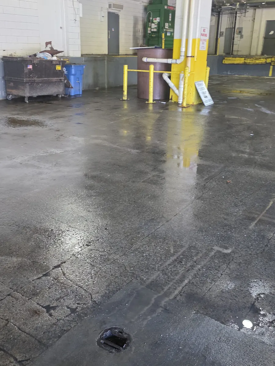 Parking Lot & Garage